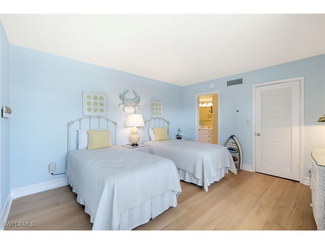 3443 Gulf Shore Boulevard N #309 Naples FL 34103 225081128 image17