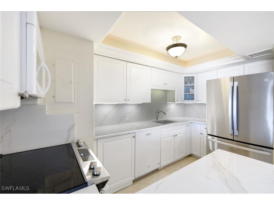 3443 Gulf Shore Boulevard N #309 Naples FL 34103 225081128 image8