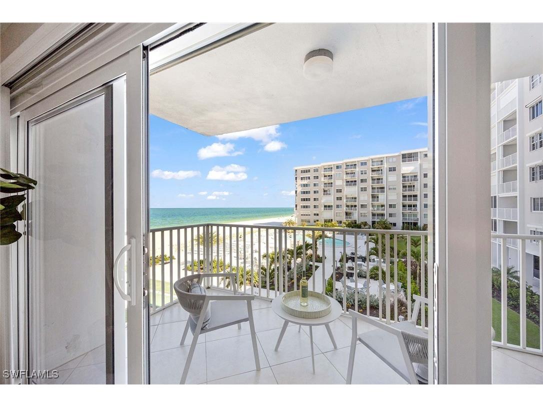 3443 Gulf Shore Boulevard N #314 Naples FL 34103 225067945 image1