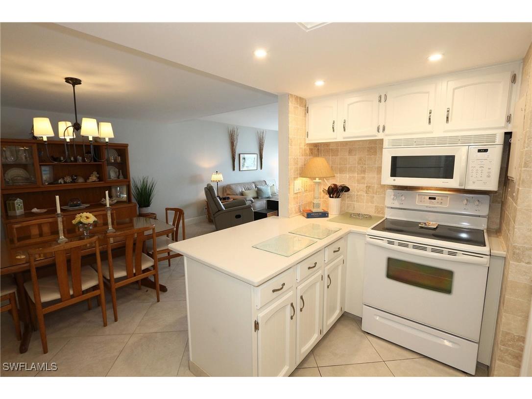 3443 Gulf Shore Boulevard N #314 Naples FL 34103 225069815 image7