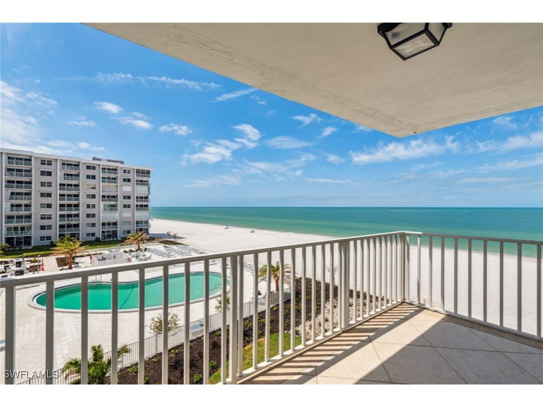 3443 Gulf Shore Boulevard N #403 Naples FL 34103 225031641 image1