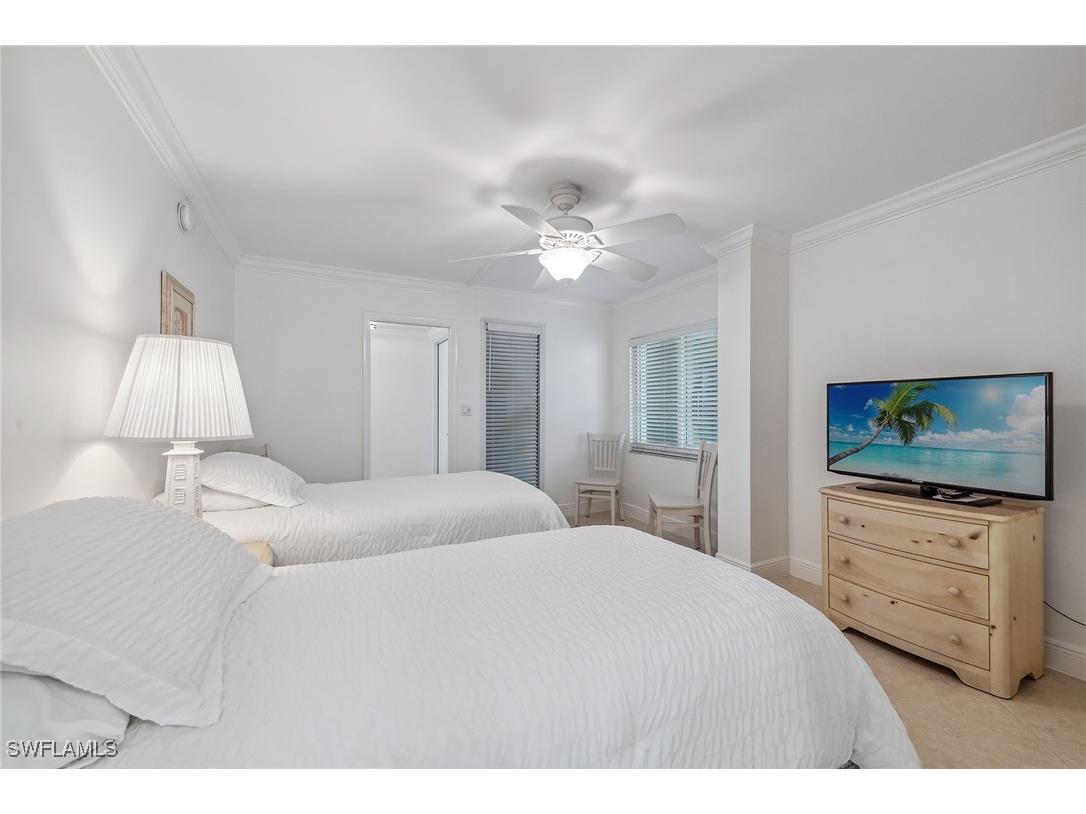 3443 Gulf Shore Boulevard N #403 Naples FL 34103 225031641 image15