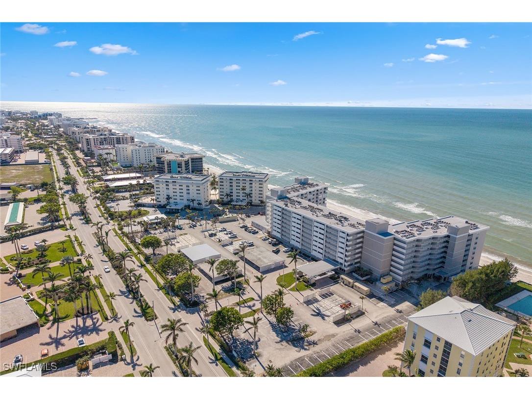 3443 Gulf Shore Boulevard N #403 Naples FL 34103 225031641 image4