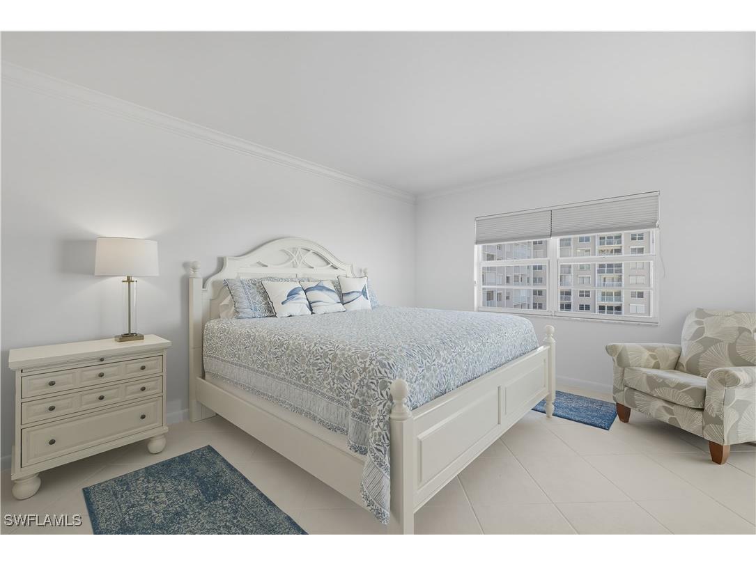 3443 Gulf Shore Boulevard N #503 Naples FL 34103 225071196 image14