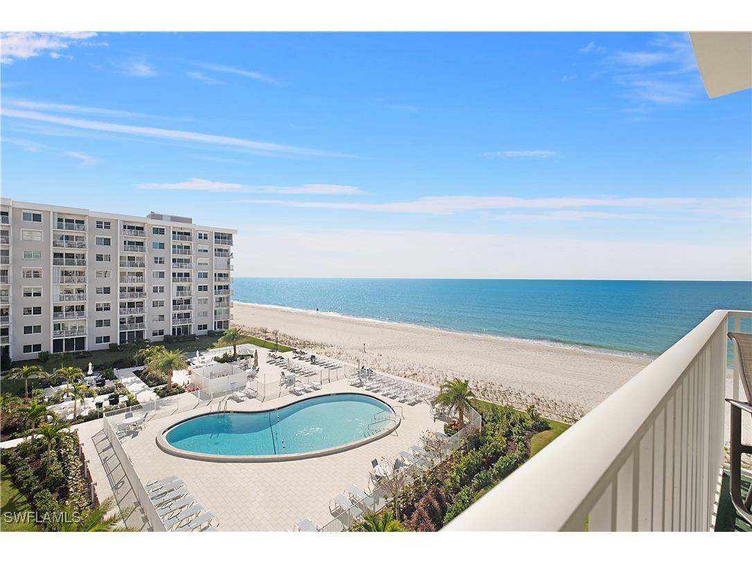 3443 Gulf Shore Boulevard N #504 Naples FL 34103 226005534 image1