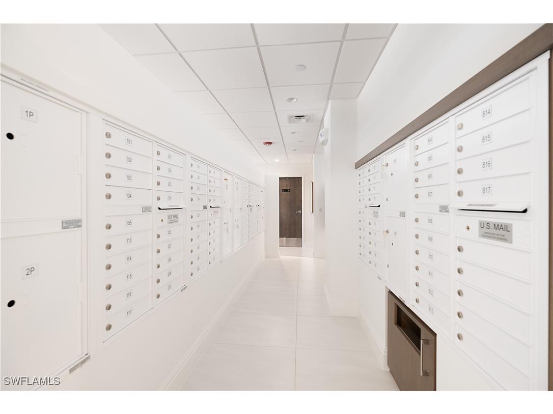3443 Gulf Shore Boulevard N #504 Naples FL 34103 226005534 image30