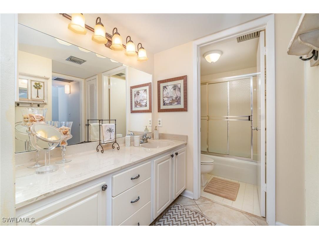 3443 Gulf Shore Boulevard N #609 Naples FL 34103 225068128 image10