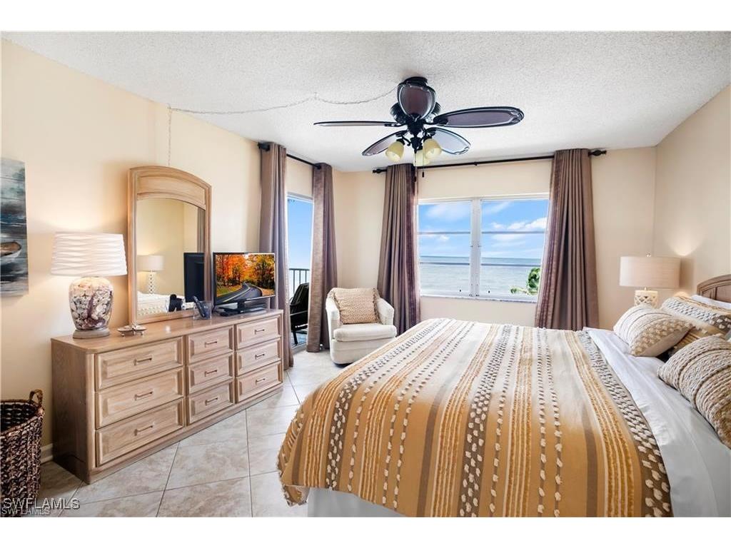 3443 Gulf Shore Boulevard N #609 Naples FL 34103 225068128 image7