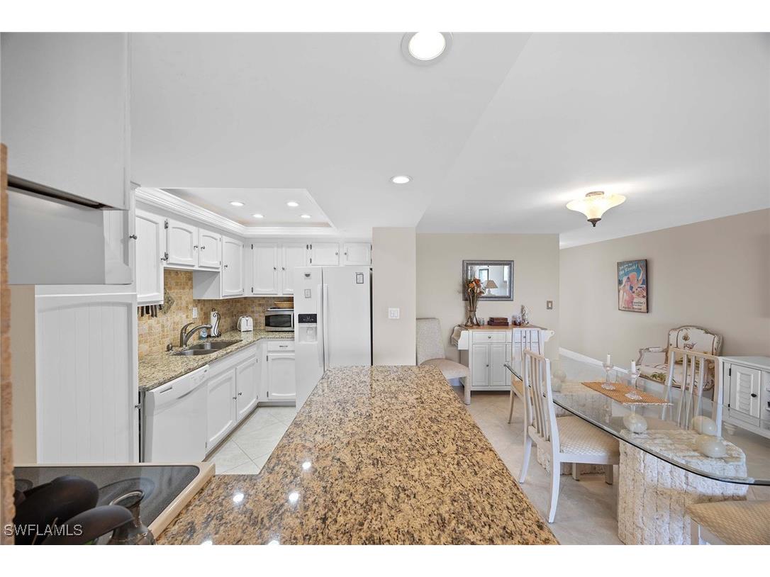 3443 Gulf Shore Boulevard N #707 Naples FL 34103 225057385 image11