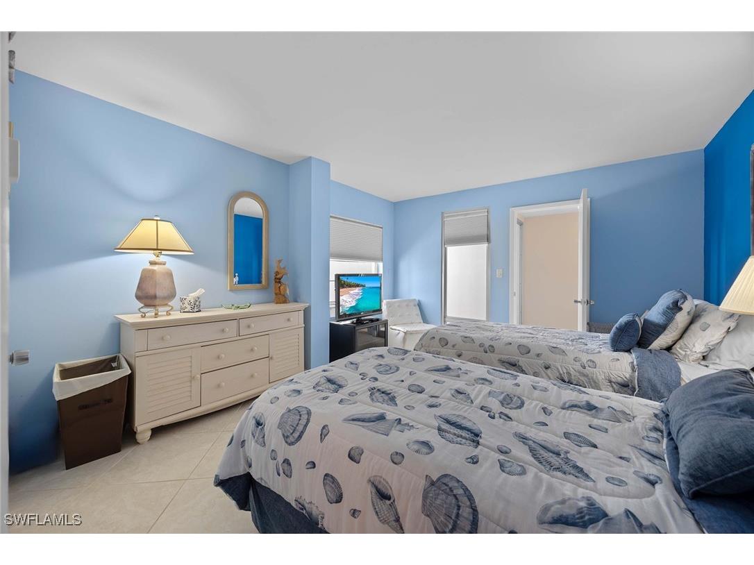 3443 Gulf Shore Boulevard N #707 Naples FL 34103 225057385 image22