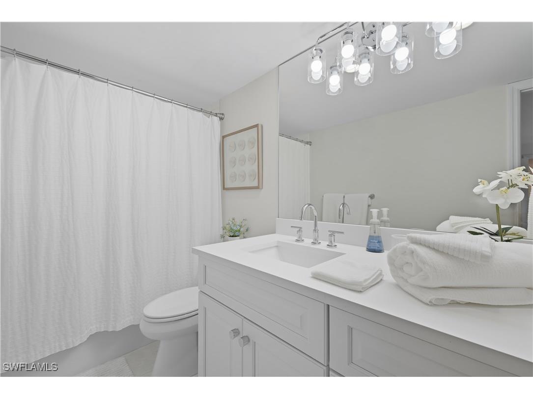 3443 Gulf Shore Boulevard N #711 Naples FL 34103 225073453 image18