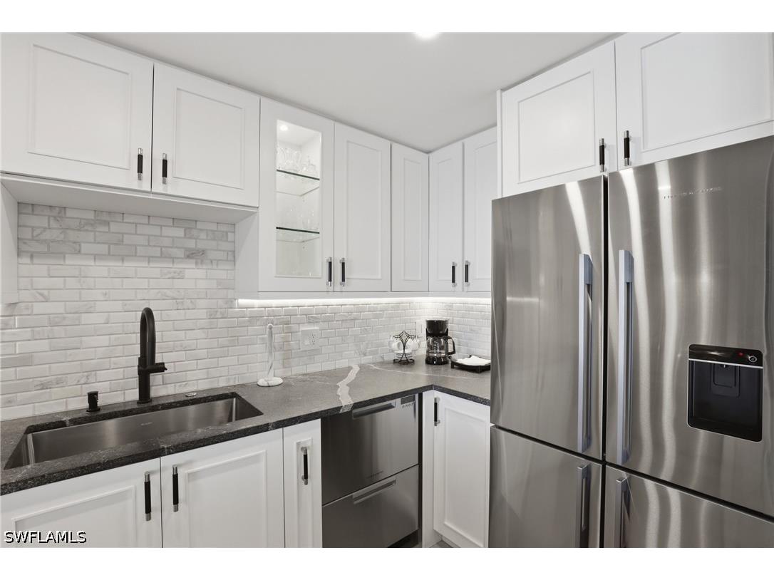 3443 Gulf Shore Boulevard N #714 Naples FL 34103 226021375 image17