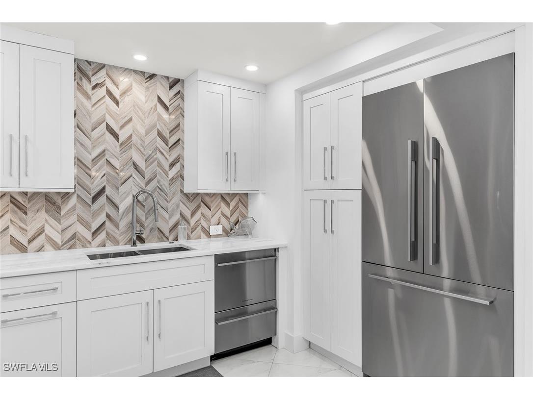 3443 Gulf Shore Boulevard N #803 Naples FL 34103 225076727 image9