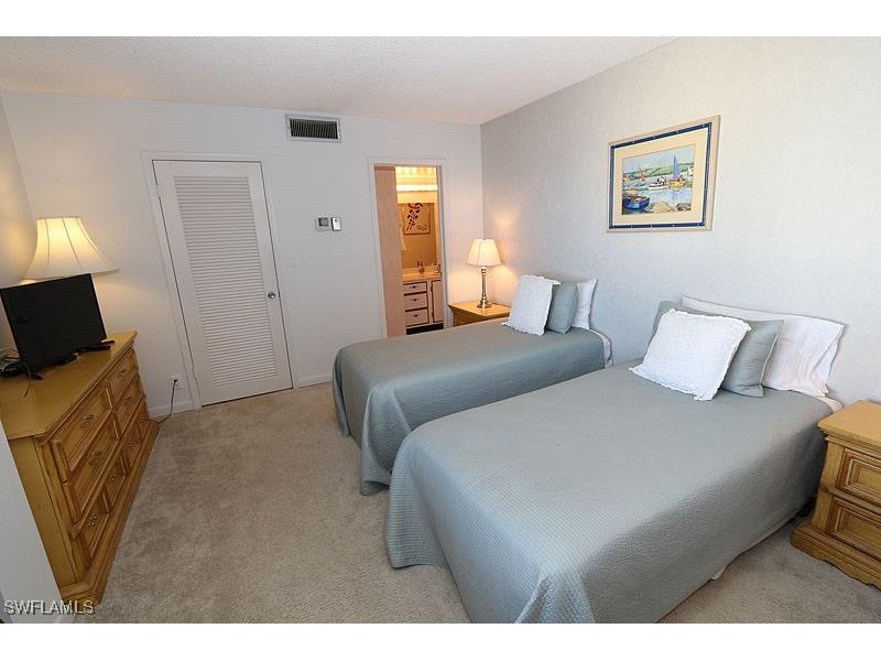 3443 Gulf Shore Boulevard N #804 Naples FL 34103 225068835 image11