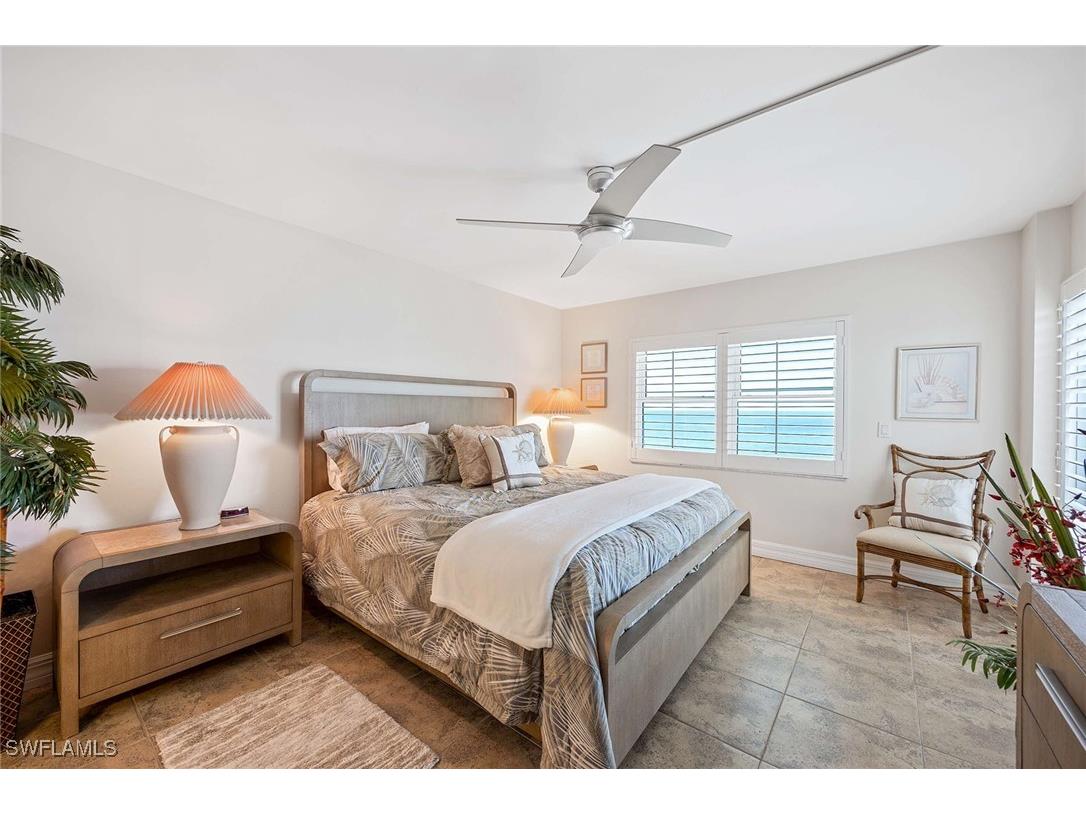 3443 Gulf Shore Boulevard N #808 Naples FL 34103 225045919 image18