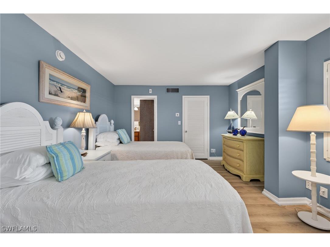 3443 Gulf Shore Boulevard N #809 Naples FL 34103 226011646 image21