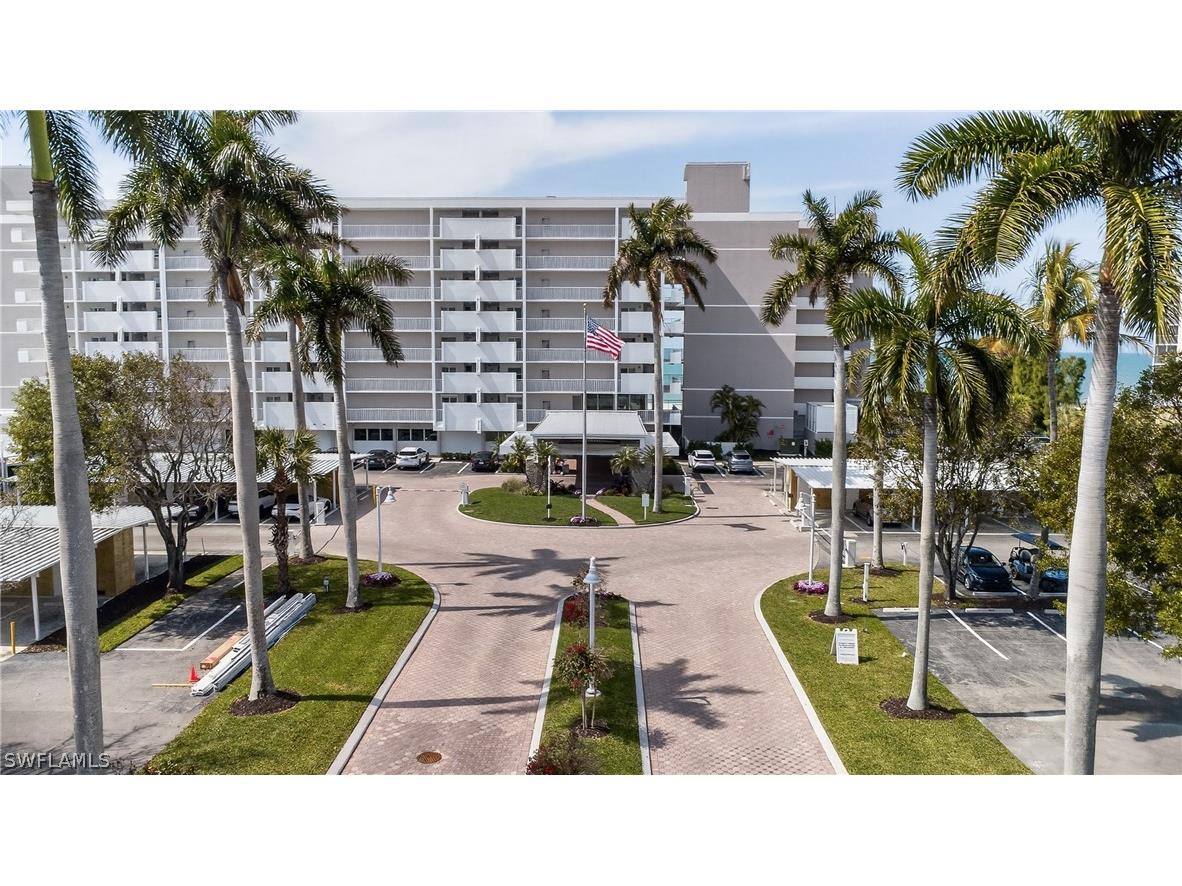 3443 Gulf Shore Boulevard N #809 Naples FL 34103 226011646 image3