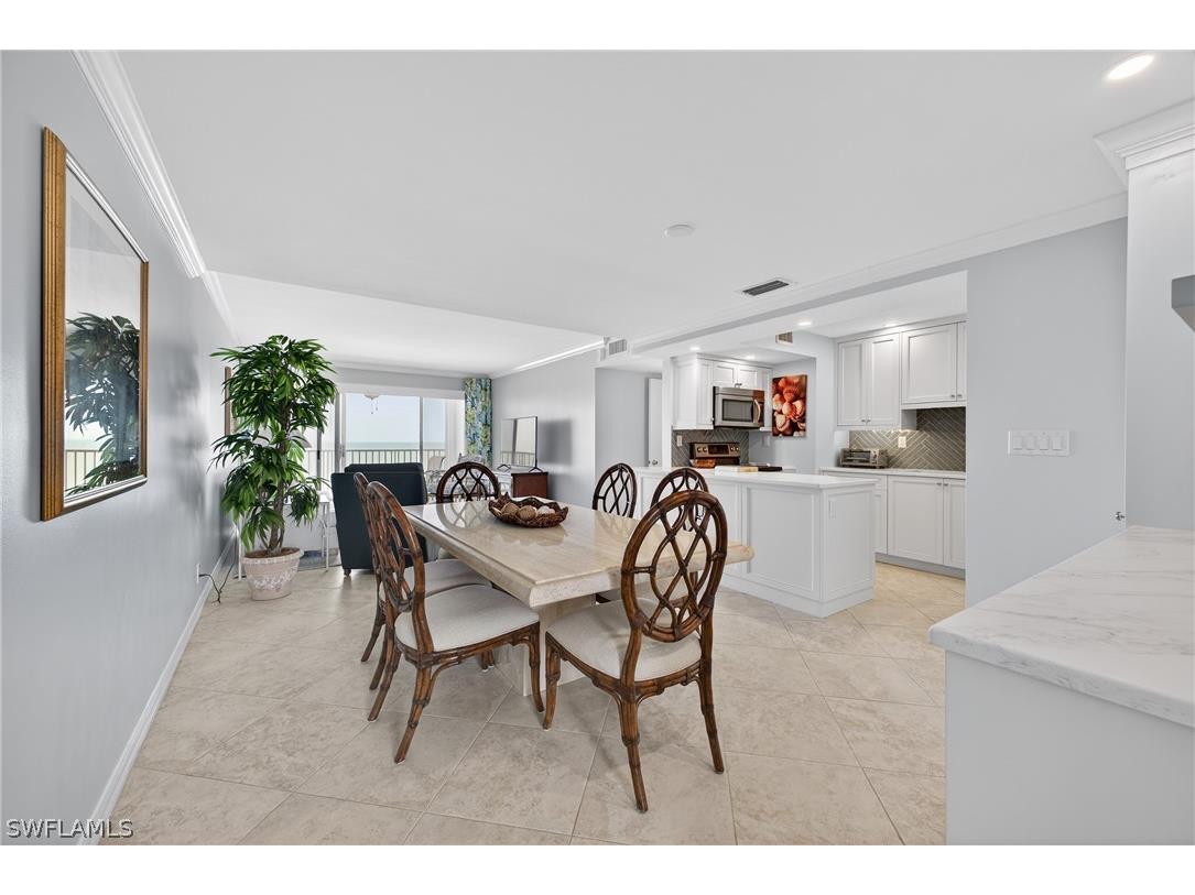 3443 Gulf Shore Boulevard N #809 Naples FL 34103 226011646 image6