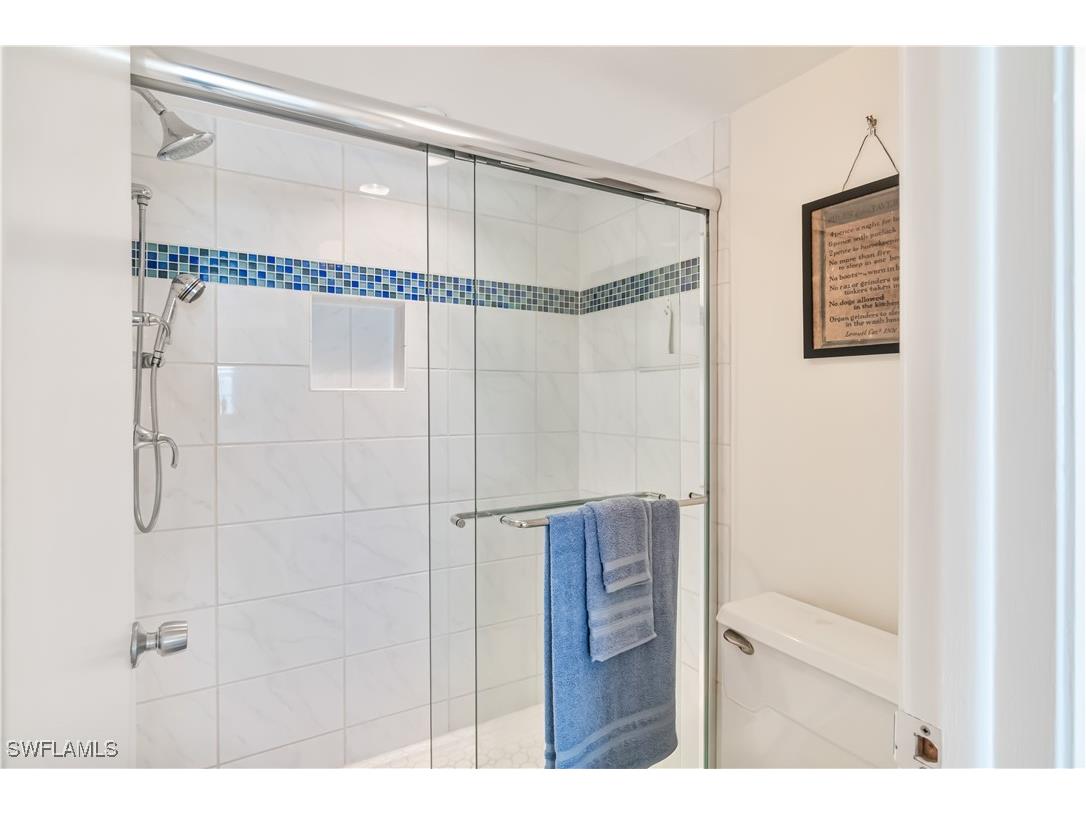 3443 Gulf Shore Boulevard N #812 Naples FL 34103 225071741 image10