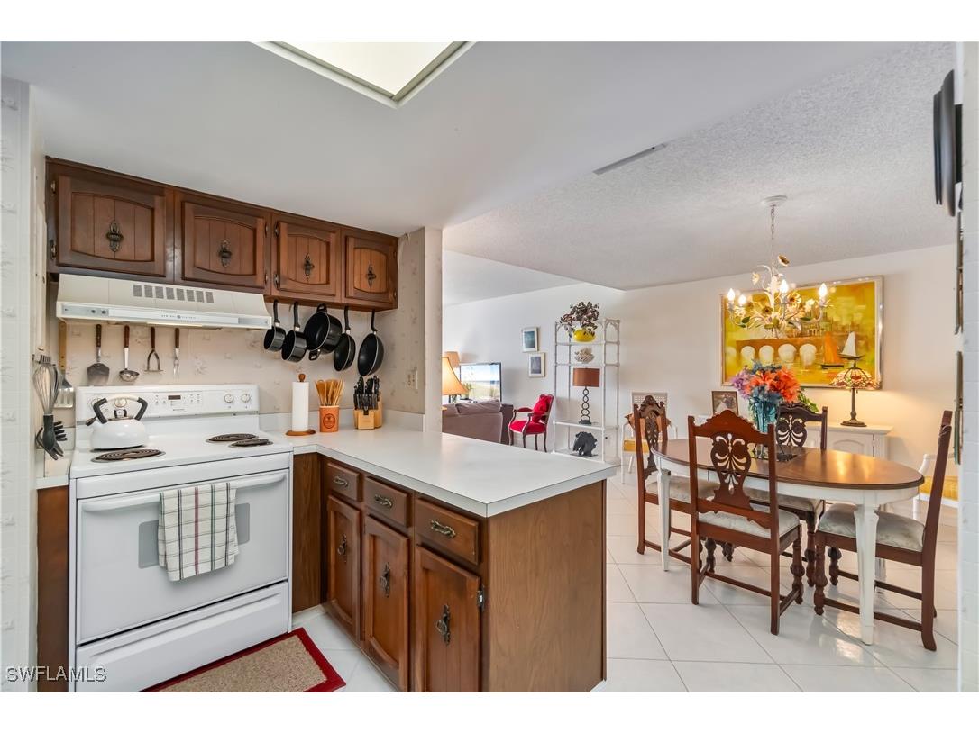 3443 Gulf Shore Boulevard N #812 Naples FL 34103 225071741 image6