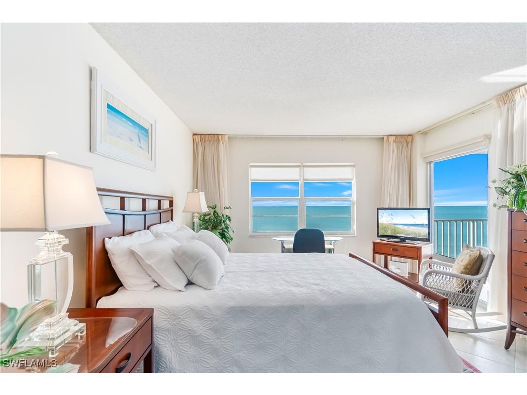 3443 Gulf Shore Boulevard N #812 Naples FL 34103 225071741 image8