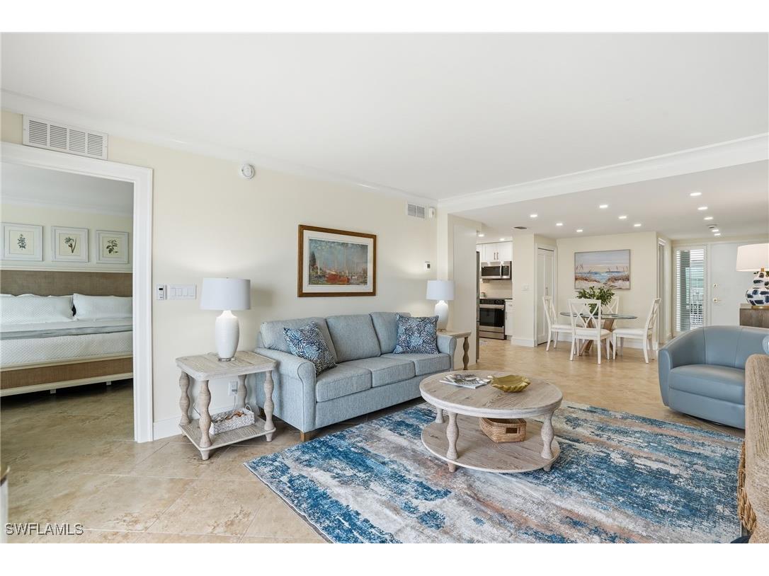 3443 Gulf Shore Boulevard N #814 Naples FL 34103 225077717 image13