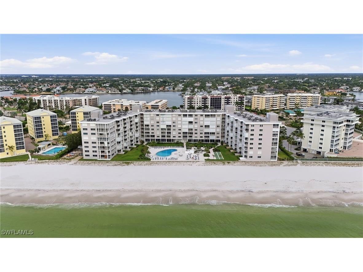 3443 Gulf Shore Boulevard N #814 Naples FL 34103 225077717 image39
