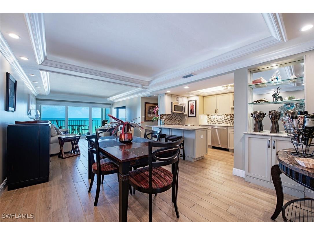 3443 Gulf Shore Blvd N #409 Naples FL 34103 225051203 image4