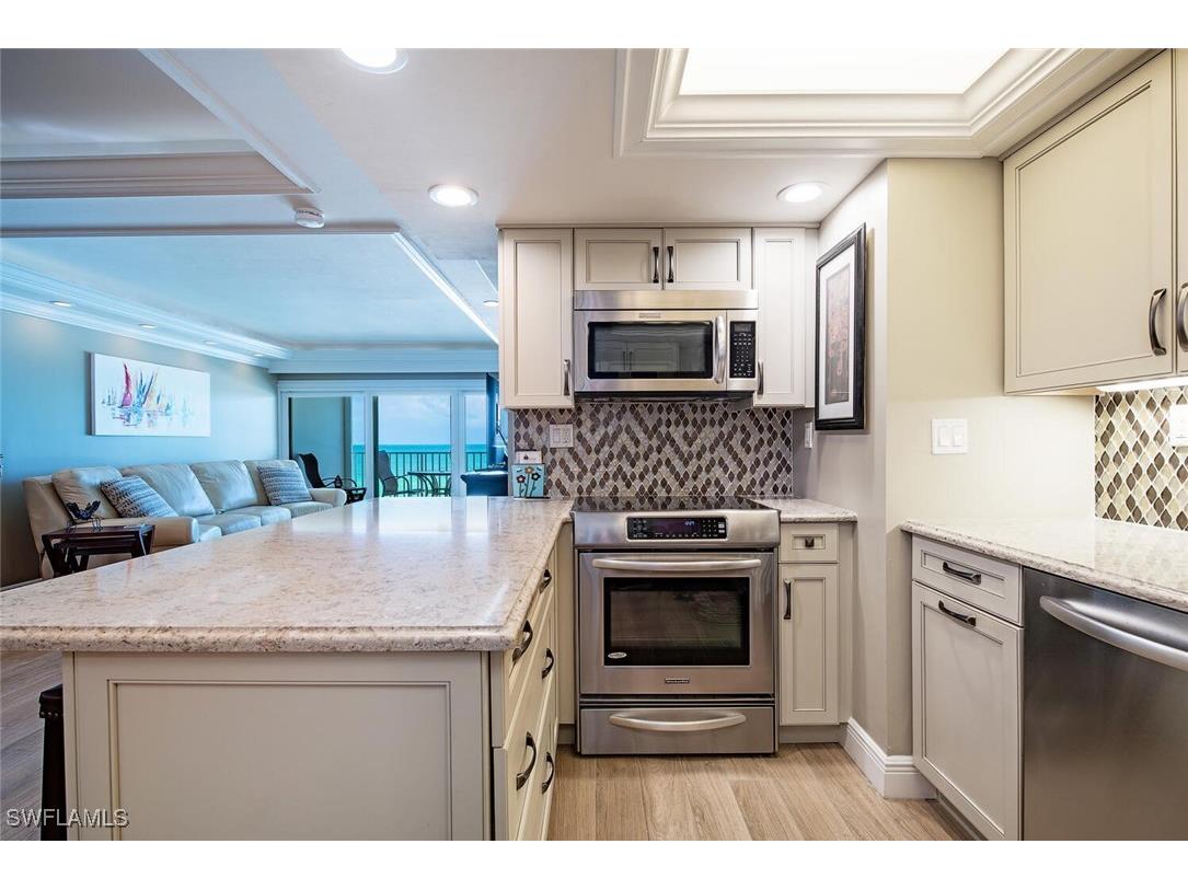 3443 Gulf Shore Blvd N #409 Naples FL 34103 225051203 image7