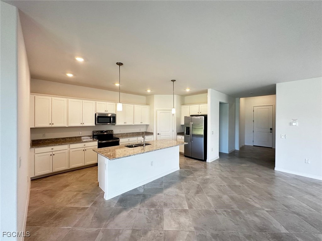 15004 Palamos Circle Fort Myers FL 33905 2025017260 image3