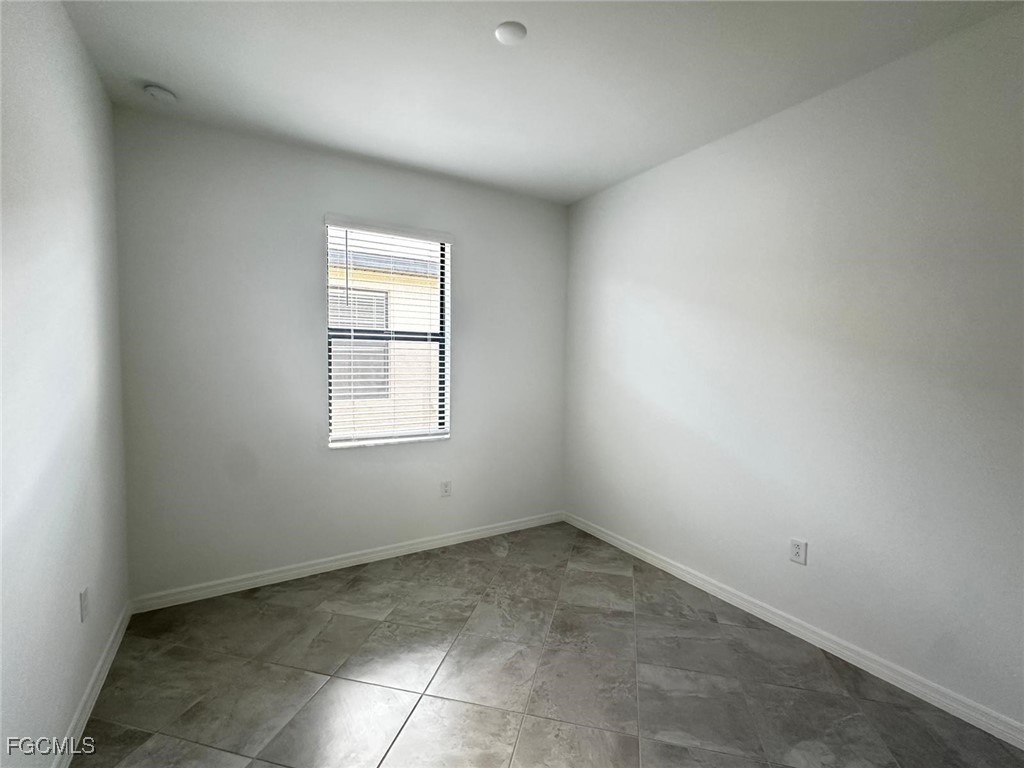 15004 Palamos Circle Fort Myers FL 33905 2025017260 image6