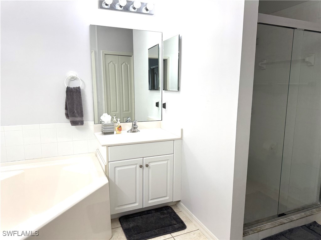 3445 Grand Cypress Drive #202 Naples FL 34119 225083424 image10