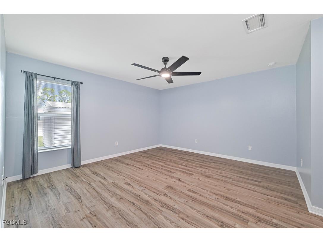 3445 NE 8th Place Cape Coral FL 33909 2025021151 image14