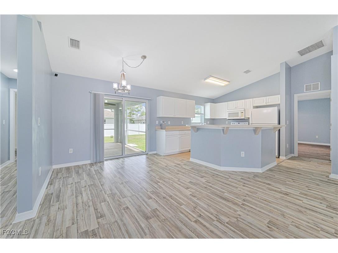 3445 NE 8th Place Cape Coral FL 33909 2025021151 image9