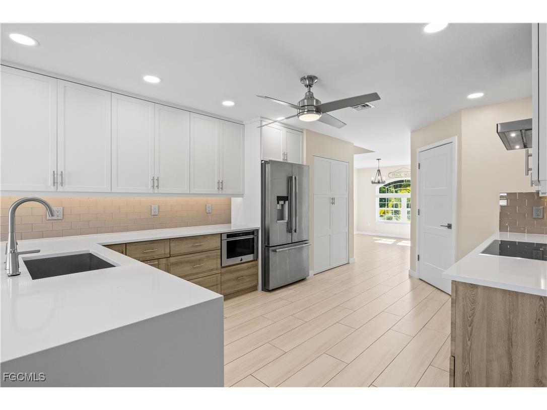 3446 Pinetree Drive Saint James City FL 33956 2026000121 image22