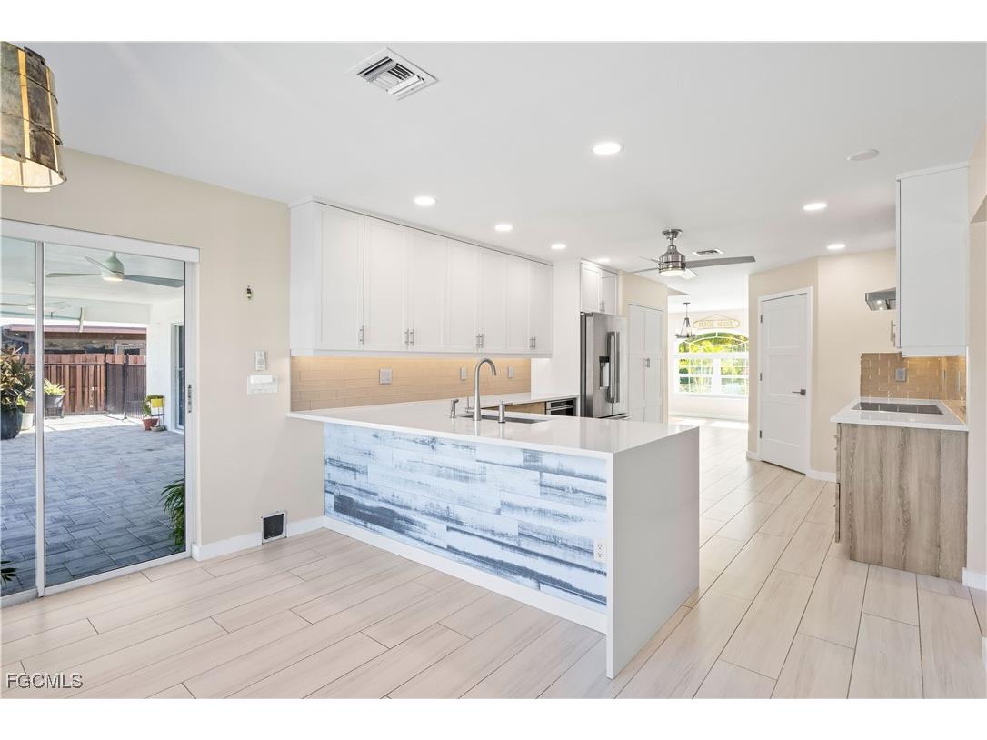 3446 Pinetree Drive Saint James City FL 33956 2026000121 image23