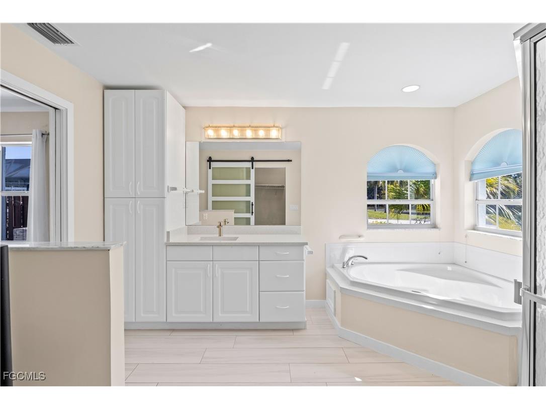 3446 Pinetree Drive Saint James City FL 33956 2026000121 image29