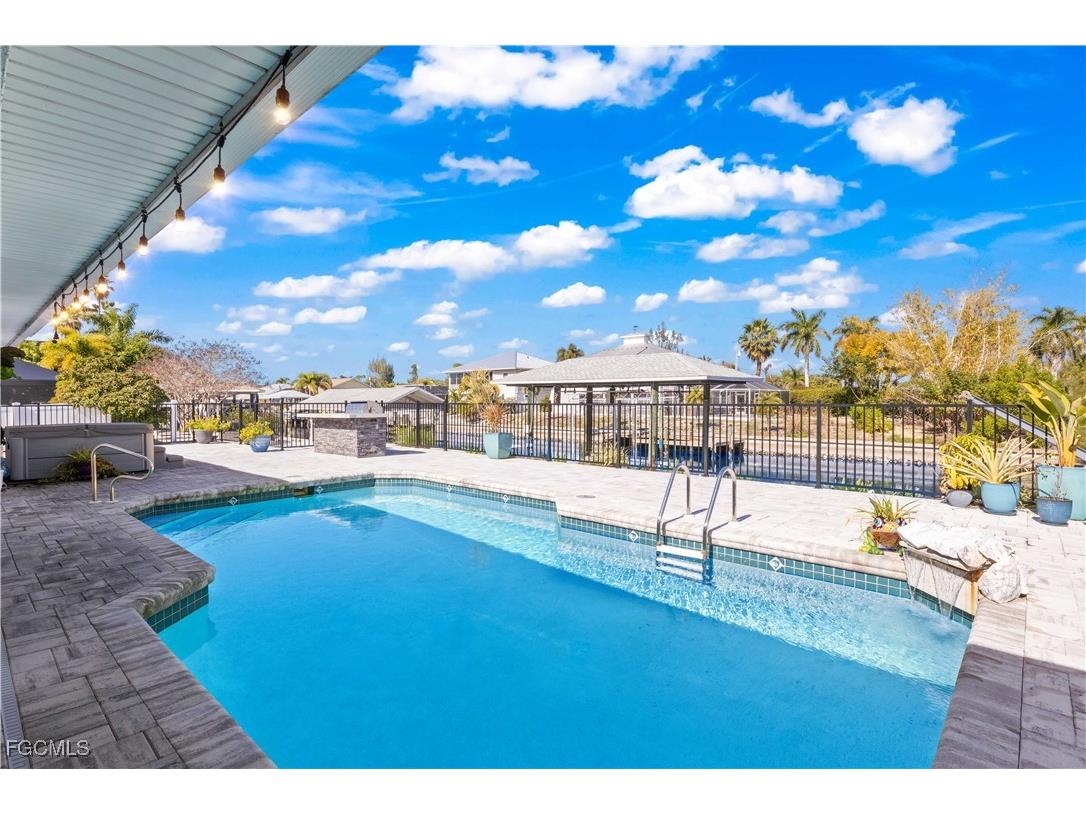 3446 Pinetree Drive Saint James City FL 33956 2026000121 image39