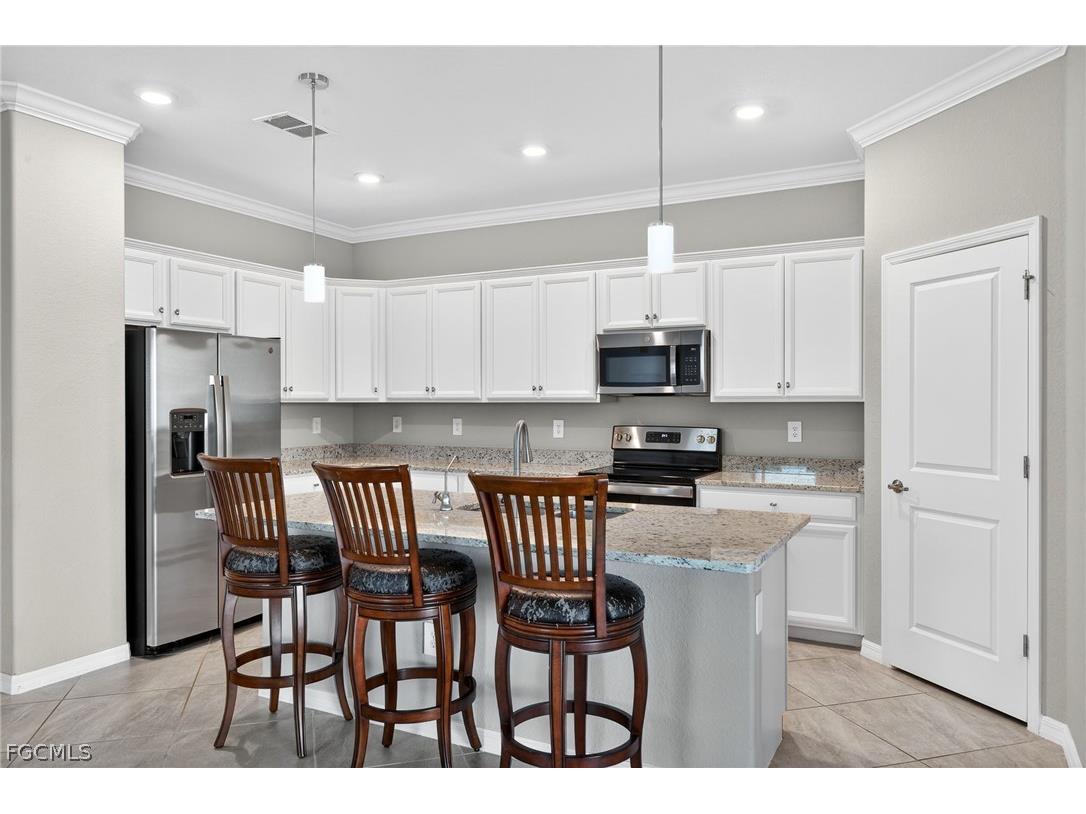 3448 Murcia Court Fort Myers FL 33905 2026007495 image3