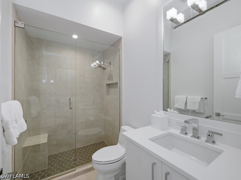 345 Banyan Boulevard #3 Naples FL 34102 226014337 image19