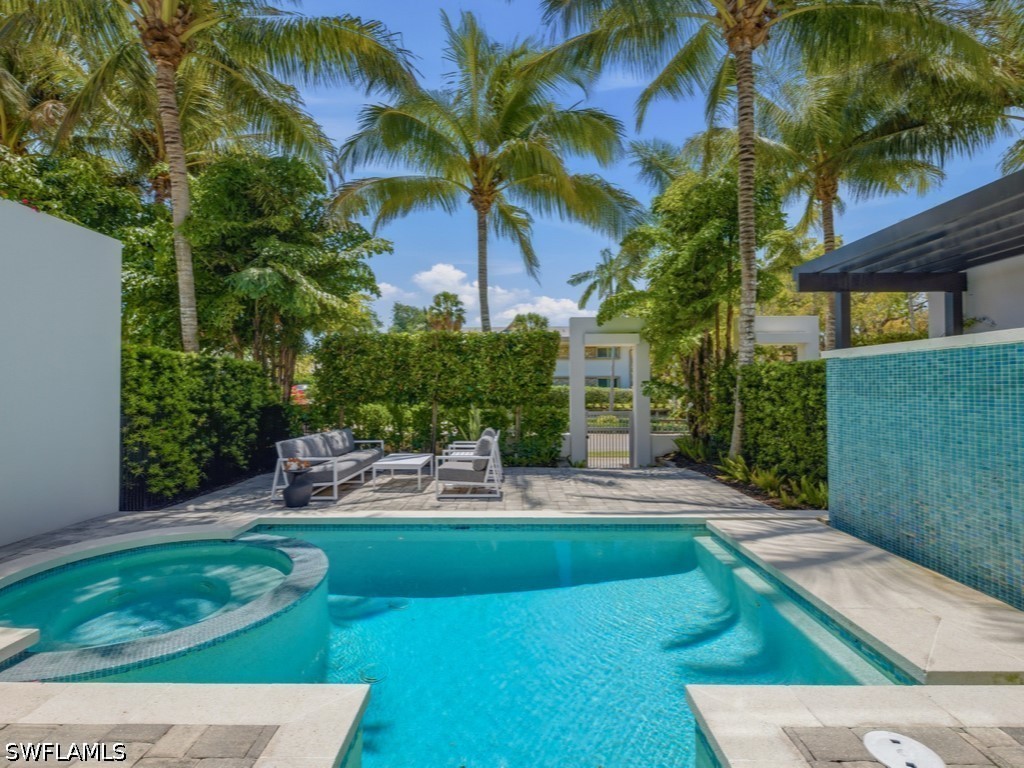 345 Banyan Boulevard #3 Naples FL 34102 226014337 image23