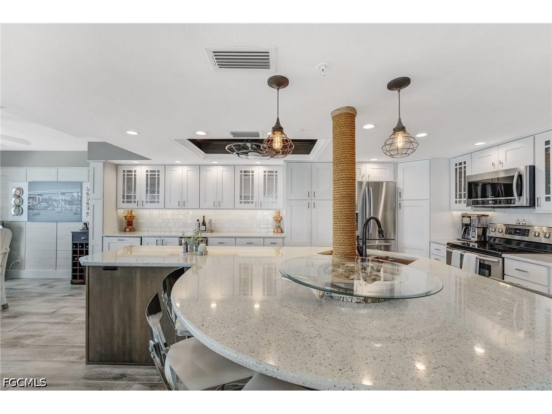 345 Mango Street #401 Fort Myers Beach FL 33931 2026014216 image13