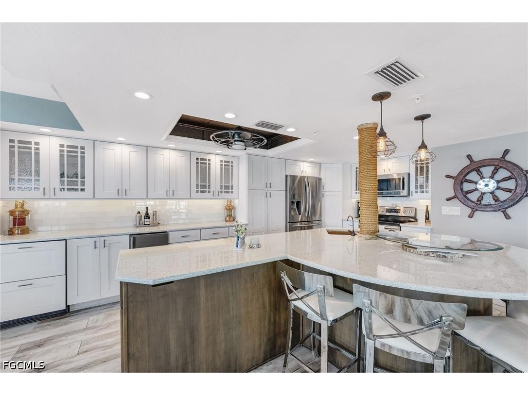 345 Mango Street #401 Fort Myers Beach FL 33931 2026014216 image17