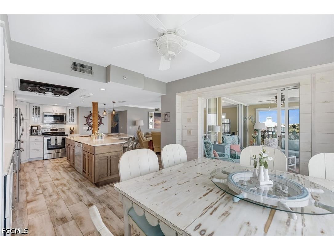 345 Mango Street #401 Fort Myers Beach FL 33931 2026014216 image19