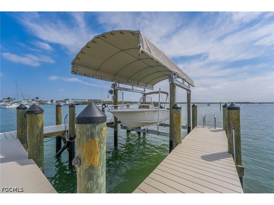 345 Mango Street #401 Fort Myers Beach FL 33931 2026014216 image37