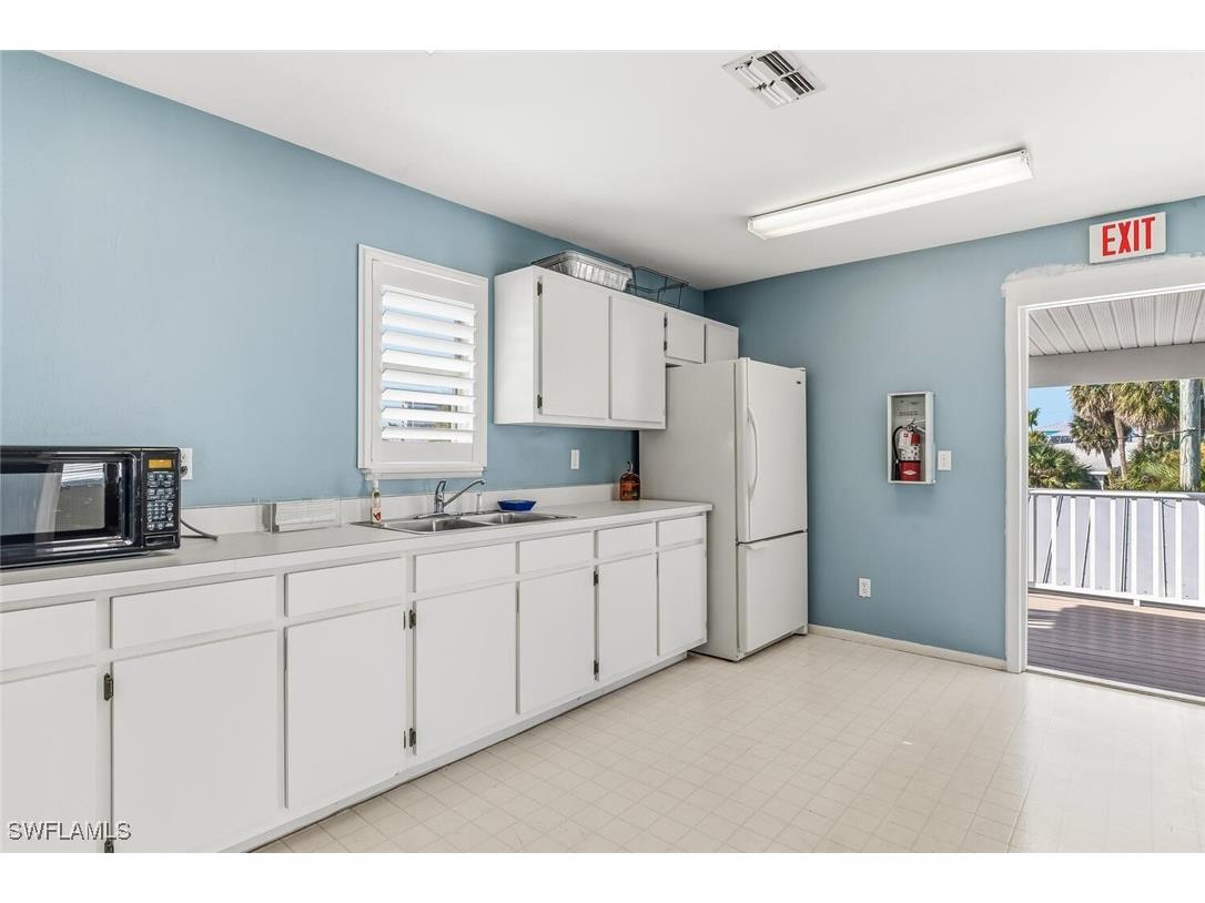 345 Mango Street #405 Fort Myers Beach FL 33931 225084518 image19