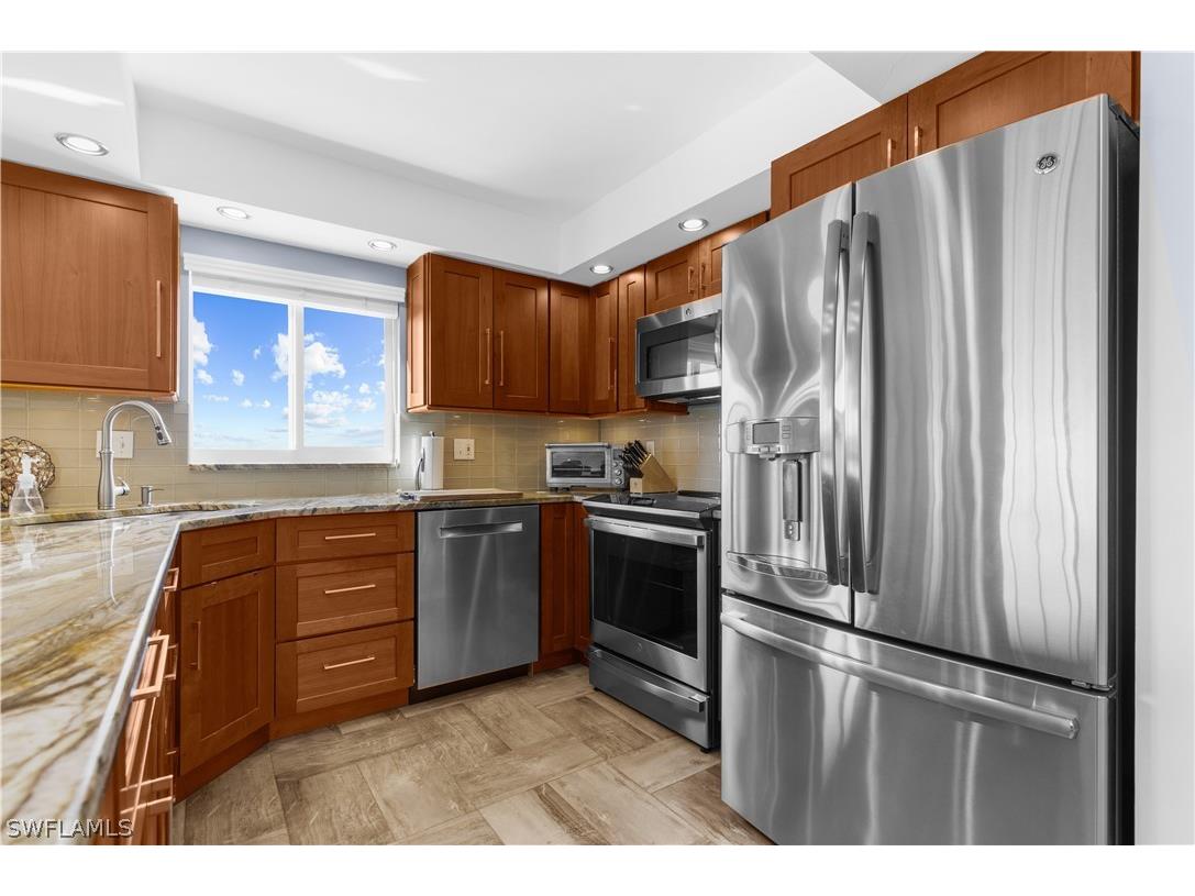 345 Mango Street #406 Fort Myers Beach FL 33931 226010901 image23