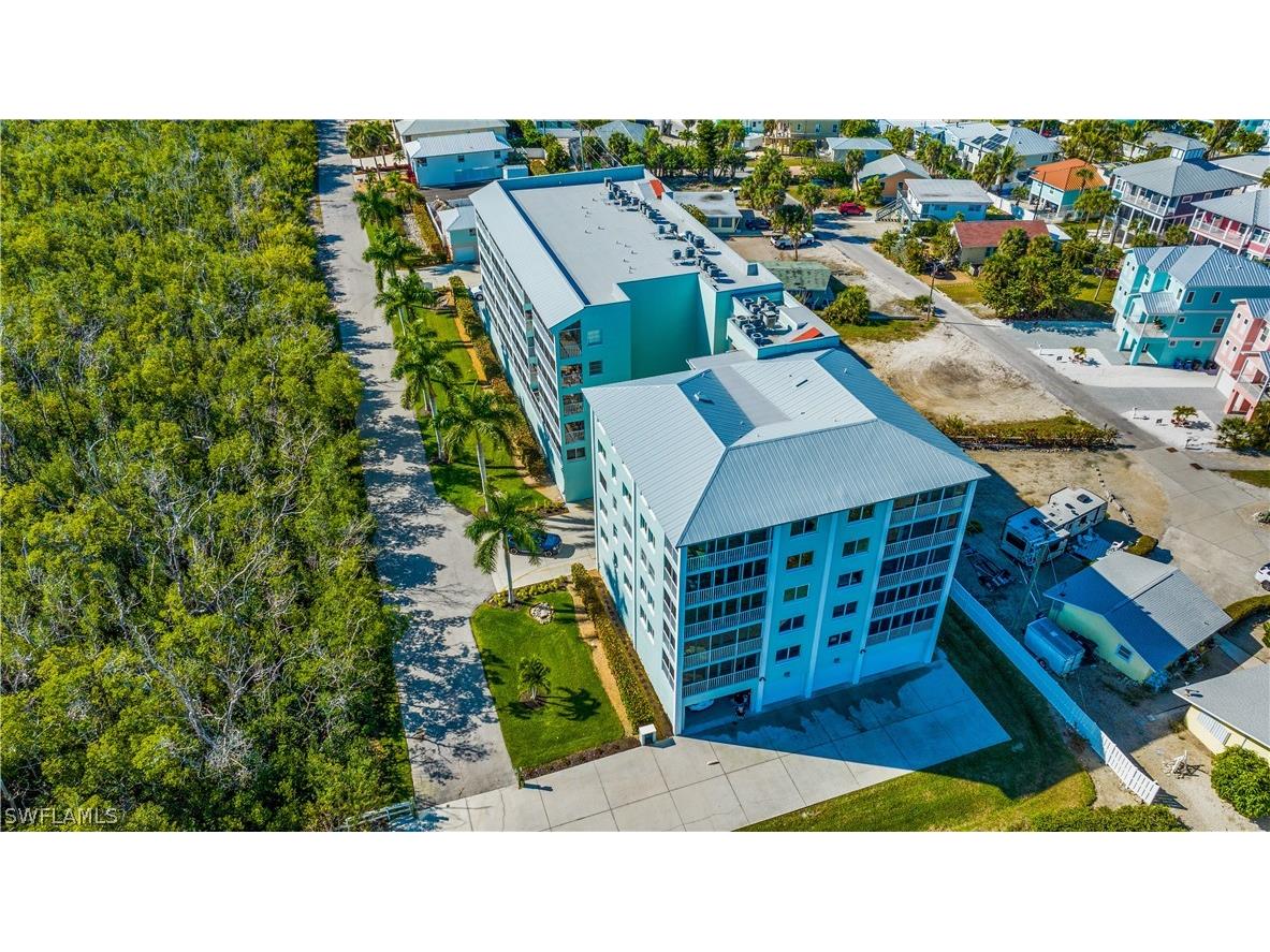 345 Mango Street #406 Fort Myers Beach FL 33931 226010901 image3