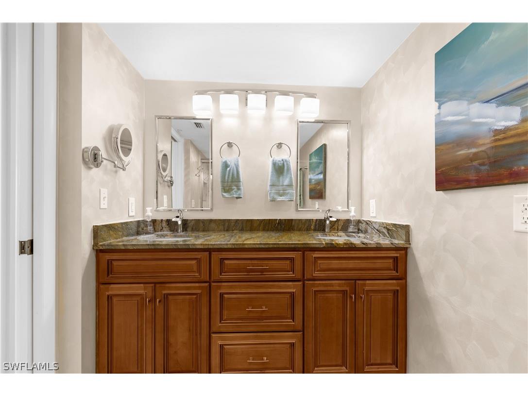 345 Mango Street #406 Fort Myers Beach FL 33931 226010901 image32