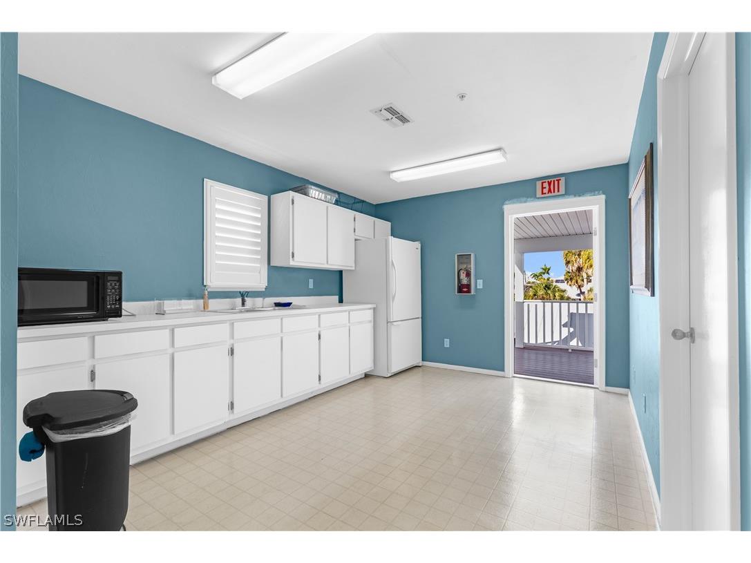 345 Mango Street #406 Fort Myers Beach FL 33931 226010901 image46